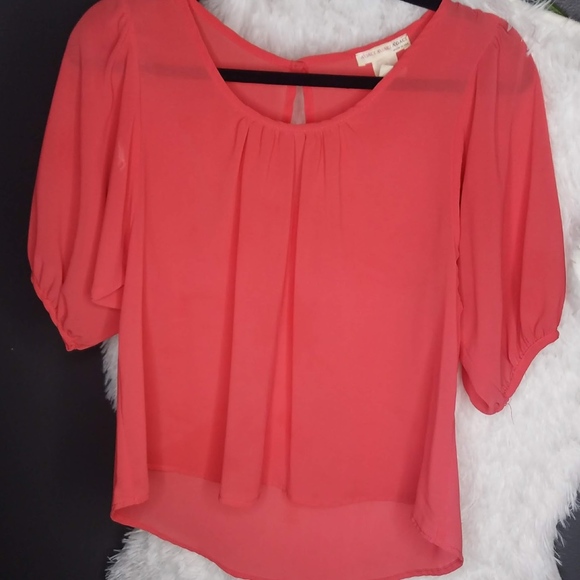 Blouses - Picture 1 of 2